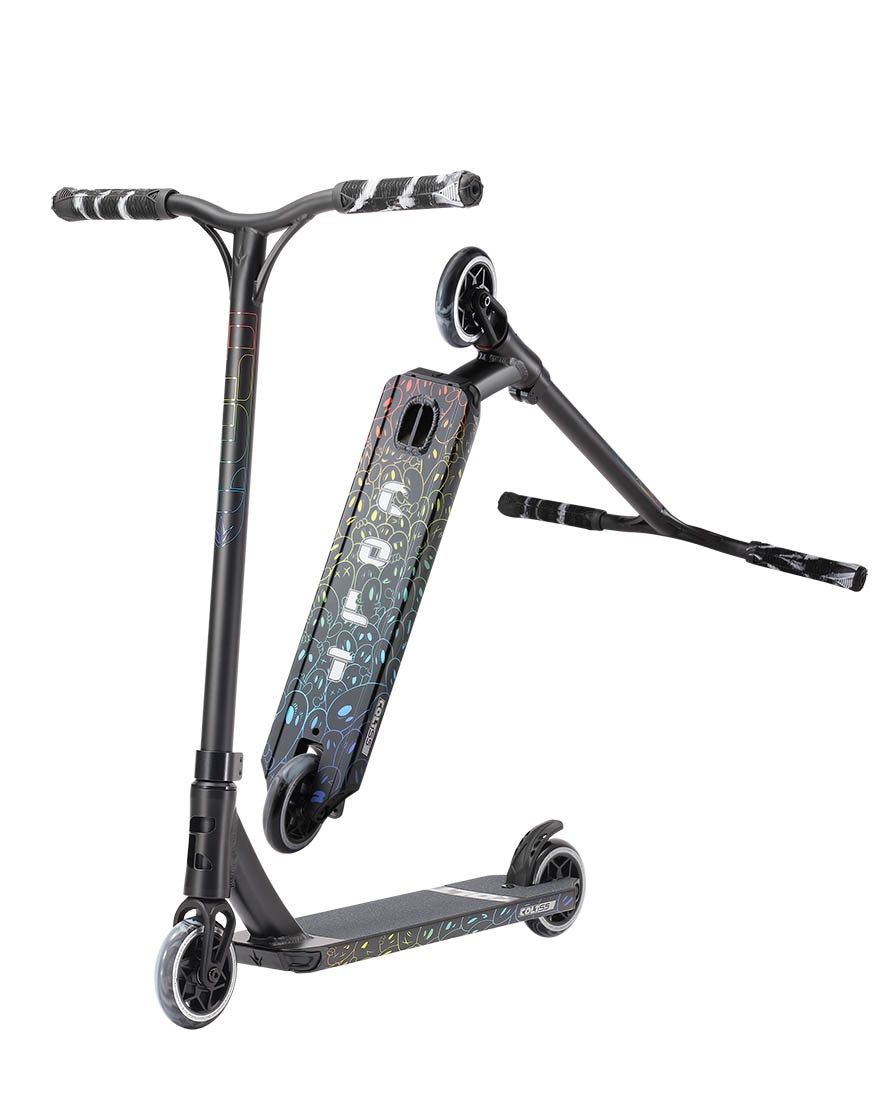 a close up of a pair of scissors