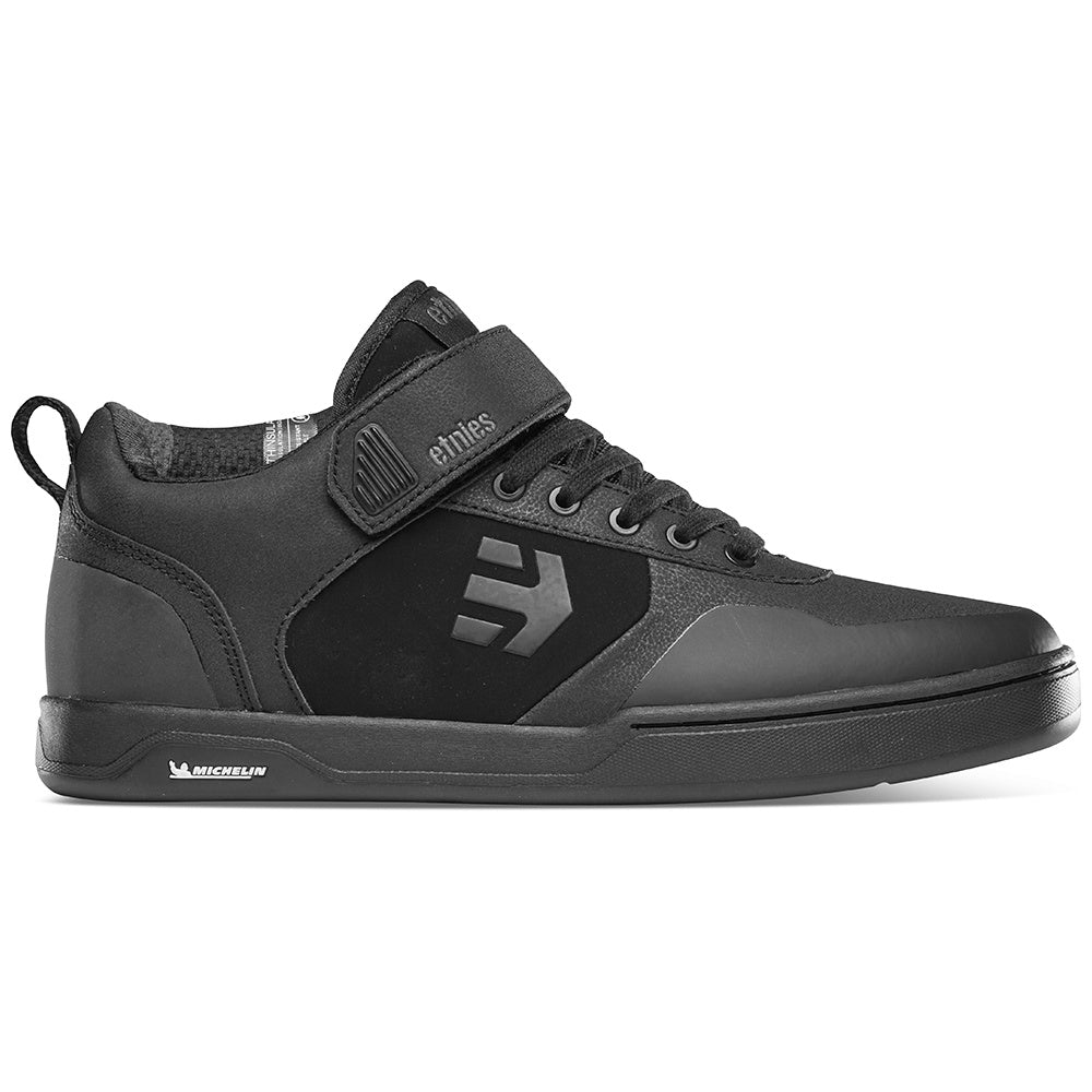 ETNIES Culvert Mid MTB shoes, black textured upper with lace-up and Velcro strap
