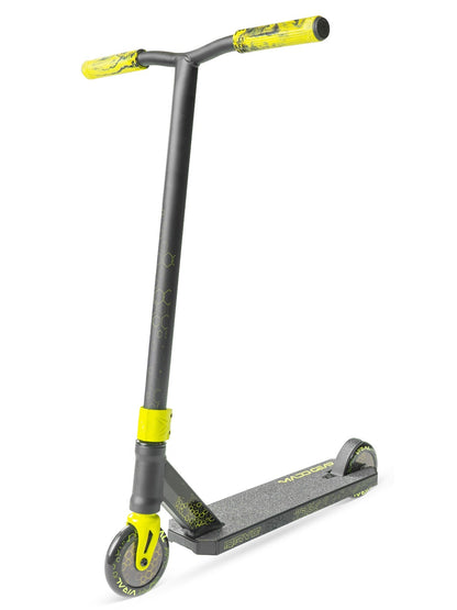 MADD GEAR VIRAL RAVE SCOOTER