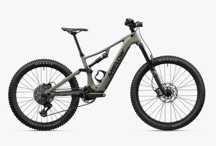 AMFLOW PR CARBON 26 (800Wh)